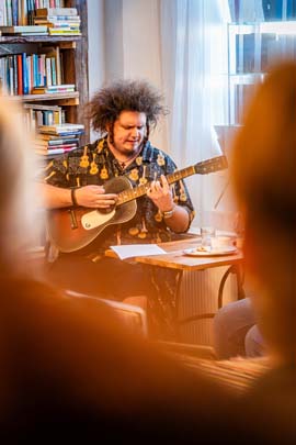 Aleš Palán - Ten farář je nějakej divnej