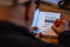 Aleš Palán - Ten farář je nějakej divnej